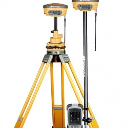 BASE sobre el trípode - ROVER sobre bastón de fibra de carbono